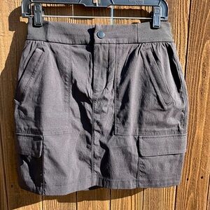 Athleta Cargo Skort – Size 4 (Black)